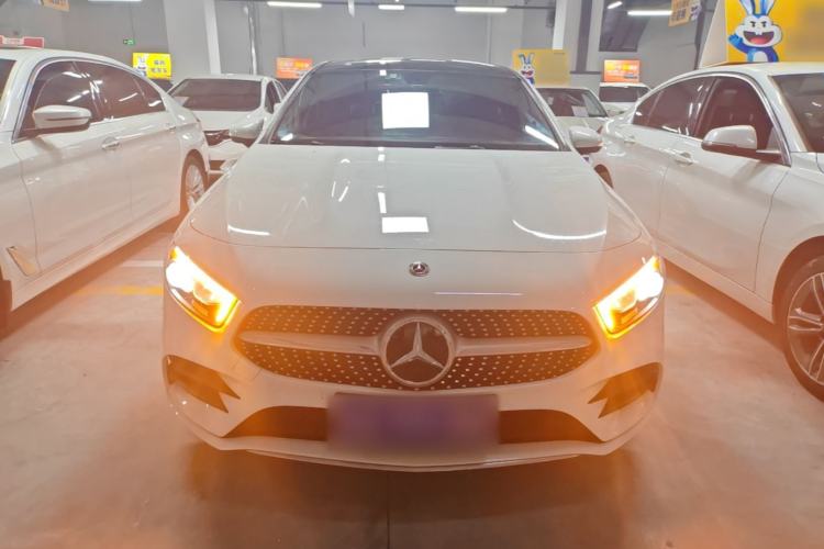 Mercedes-Benz A 200 L 2020 — фото 2