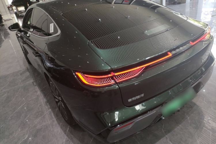 Geely Galaxy 8 2025 — 4