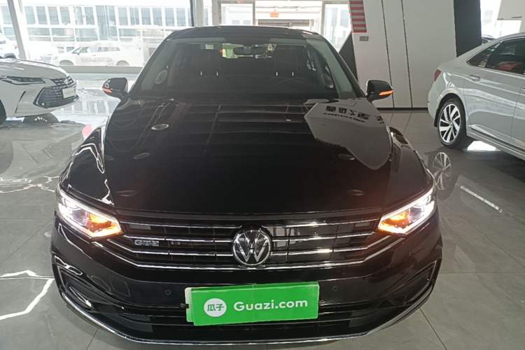 Volkswagen Magotan GTE 2022 — 2
