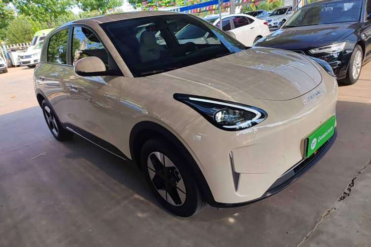 Geely Galaxy Geome 2025 — фото 3
