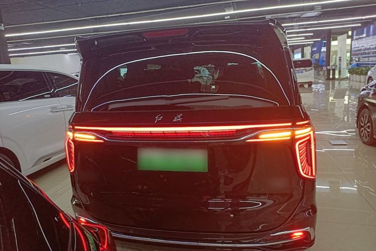 Hongqi HQ9 PHEV 2024 — фото 5