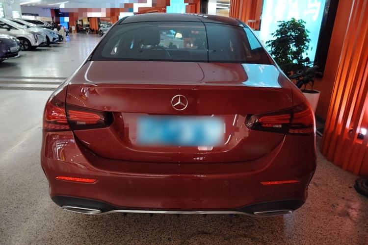 Mercedes-Benz A 200 L 2023 — фото 5