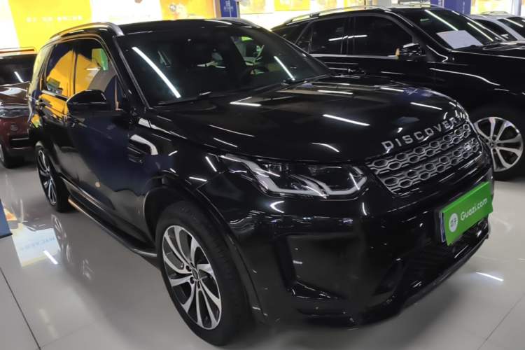 Land Rover Discovery Sport 2023 — 3