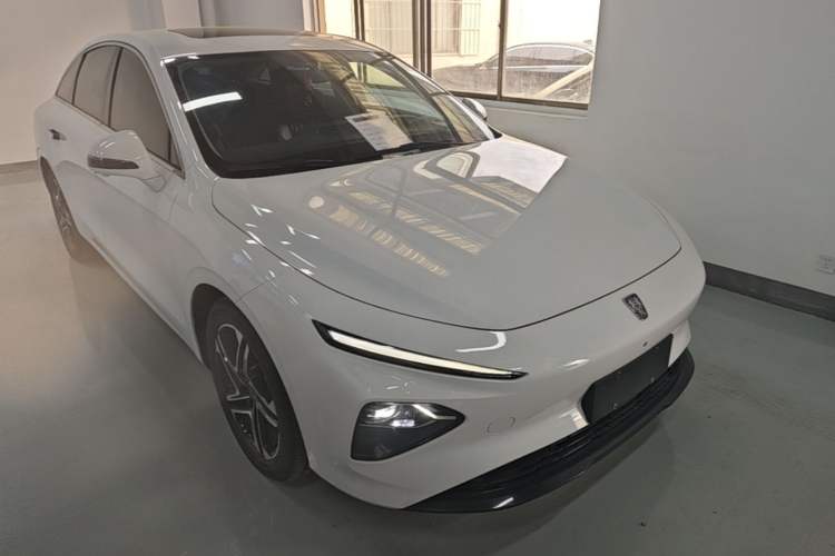 Roewe D7 2023 — 3
