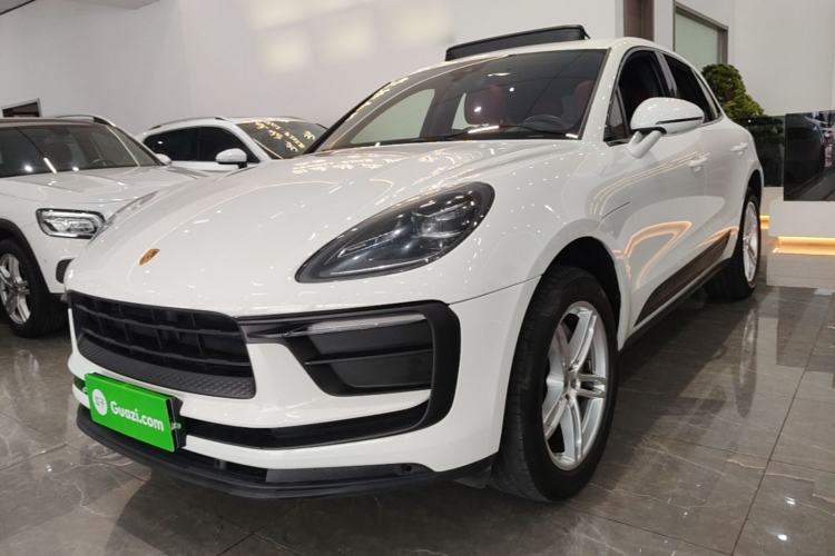 Porsche Macan 2022 — фото 1