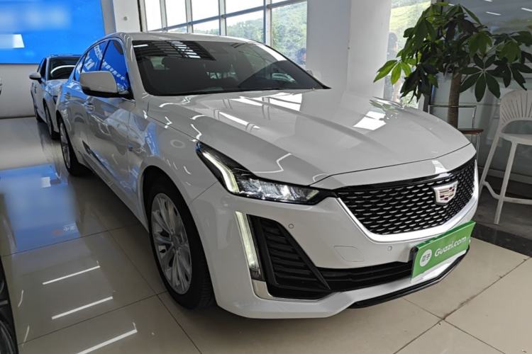 Cadillac CT5 2022 — 3
