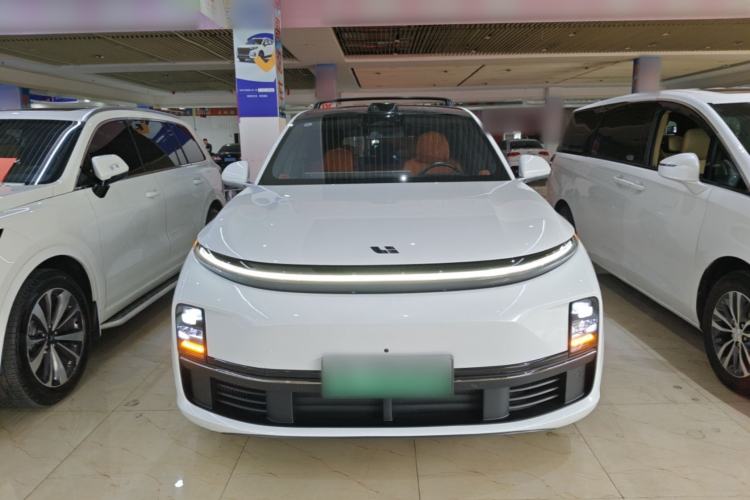 Li Auto L7 2023 — 2
