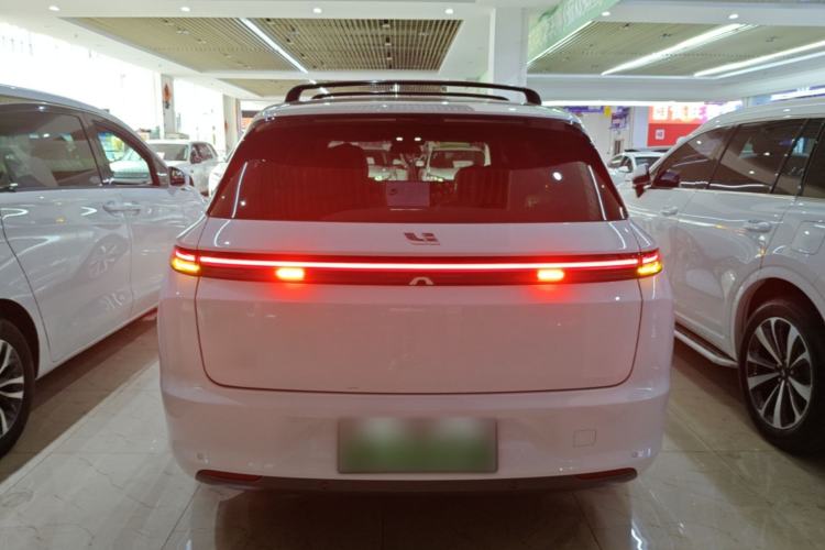 Li Auto L7 2023 — 5