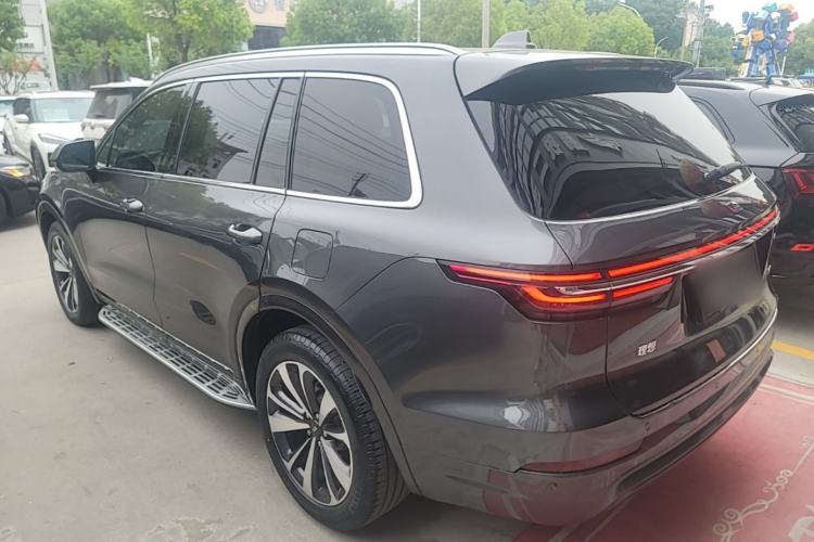 Li Auto ONE 2020 — 4