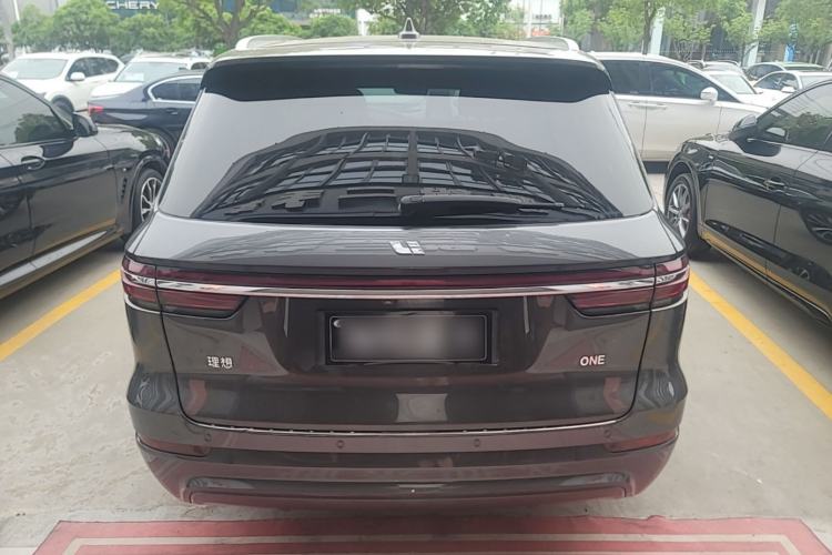 Li Auto ONE 2020 — 5