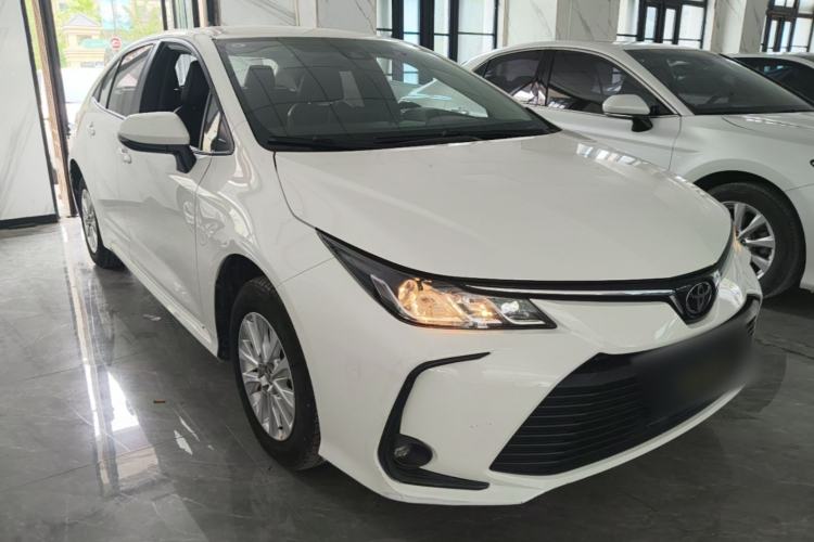 Toyota Corolla 2022 — 3