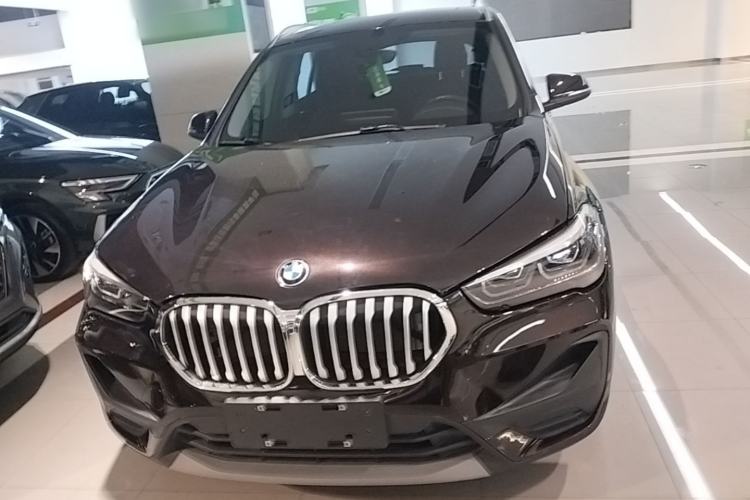 BMW X1 2021 — фото 2