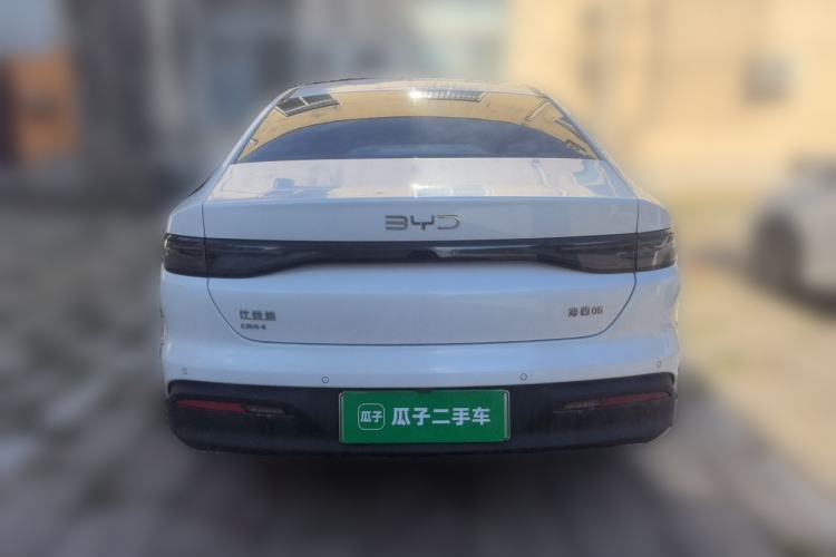 BYD Seal 05 DM-i 2025 — фото 3