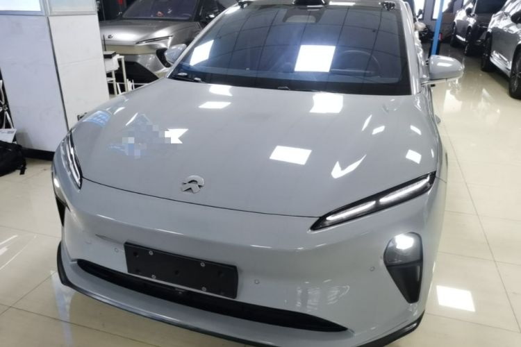 NIO ET5 2024 — 2