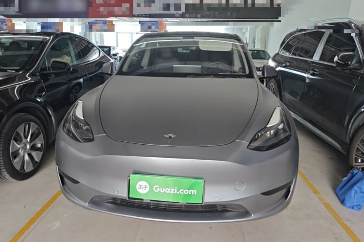 Tesla Model Y 2022 — 2