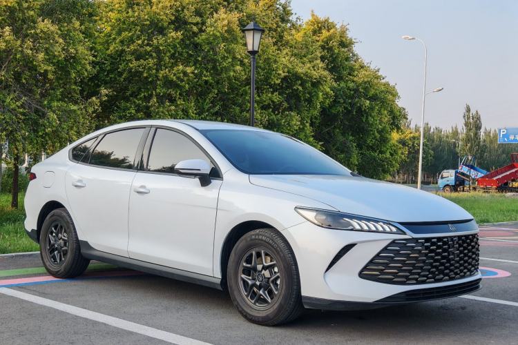 BYD Qin PLUS 2025 — фото 2