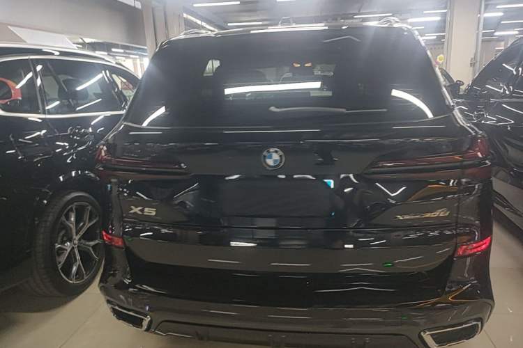 BMW X5 2023 — 5