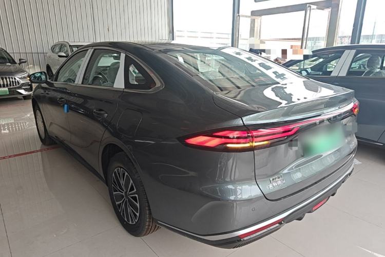 Geely Stellar 6 2026 — 4