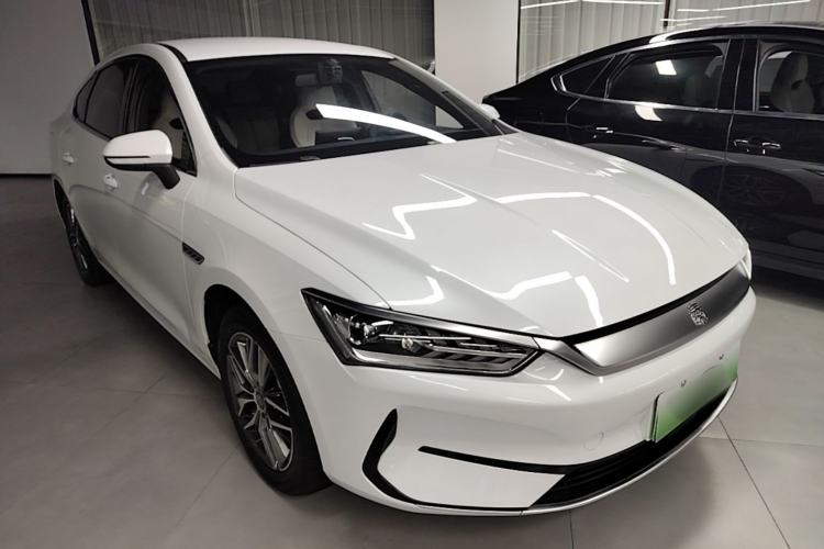 BYD Qin PLUS 2023 — фото 3