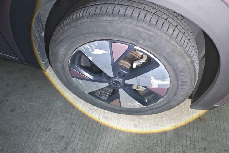 BYD Dolphin 2023 — 5