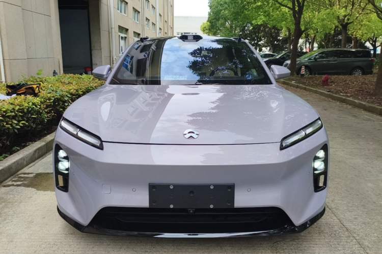 NIO ET5 2025 — 2