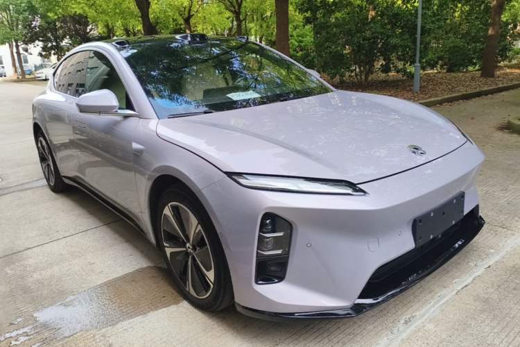 NIO ET5 2025 — 3