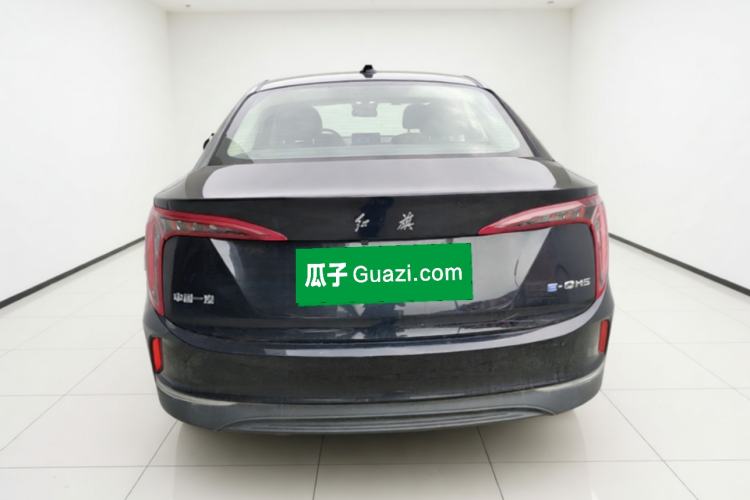 Hongqi E-QM5 2023 — 5