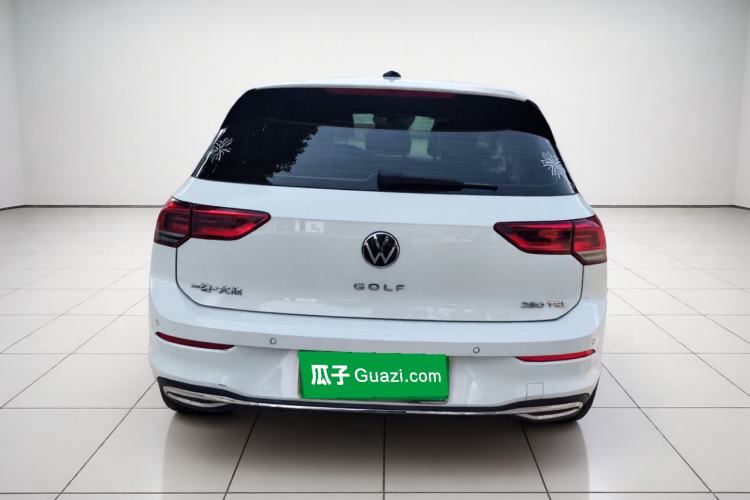Volkswagen Golf 2023 — 5