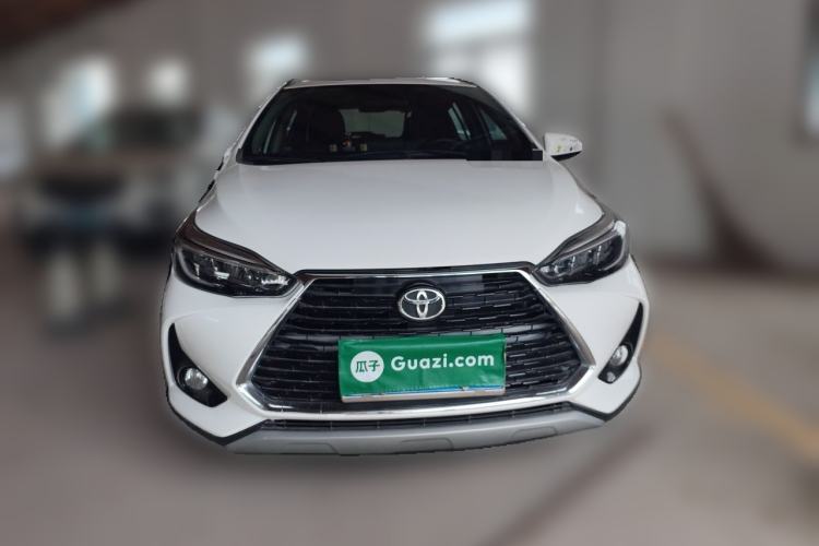 Toyota Yaris L 2022 — 2