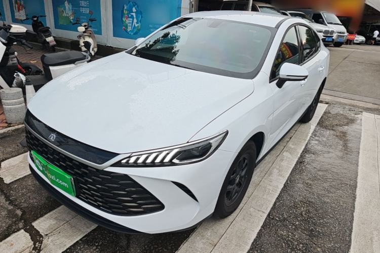 BYD Qin Plus 2025 — фото 1