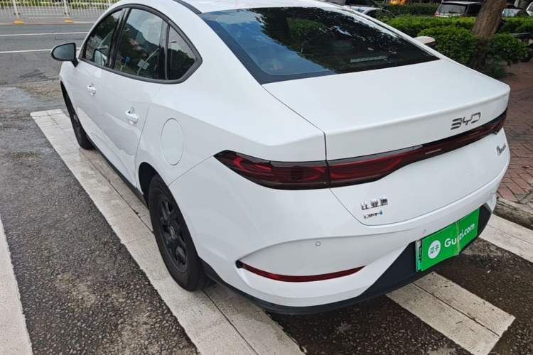 BYD Qin Plus 2025 — фото 4