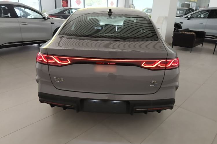 BYD Qin L 2026 — 5