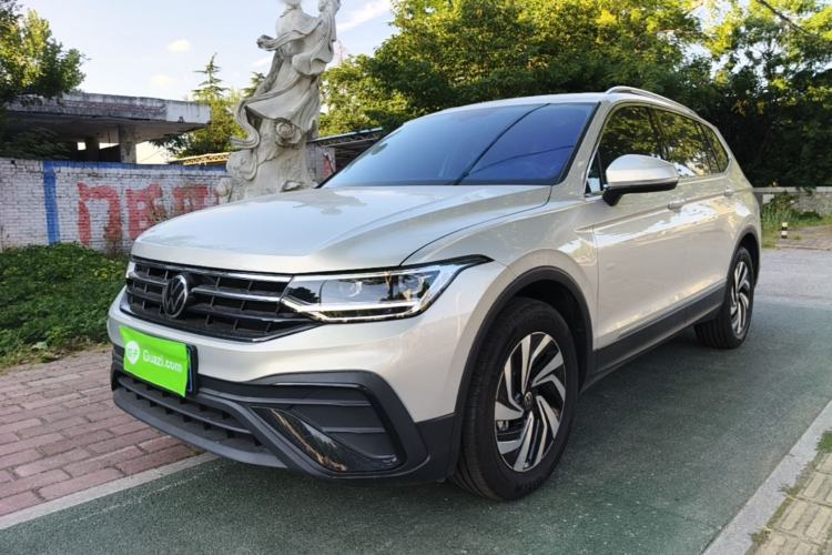 Volkswagen Tiguan L 2025 — фото 1