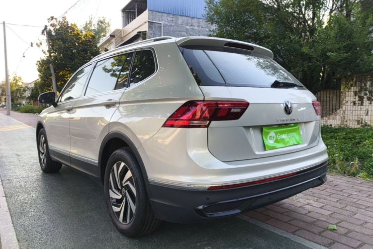 Volkswagen Tiguan L 2025 — фото 4