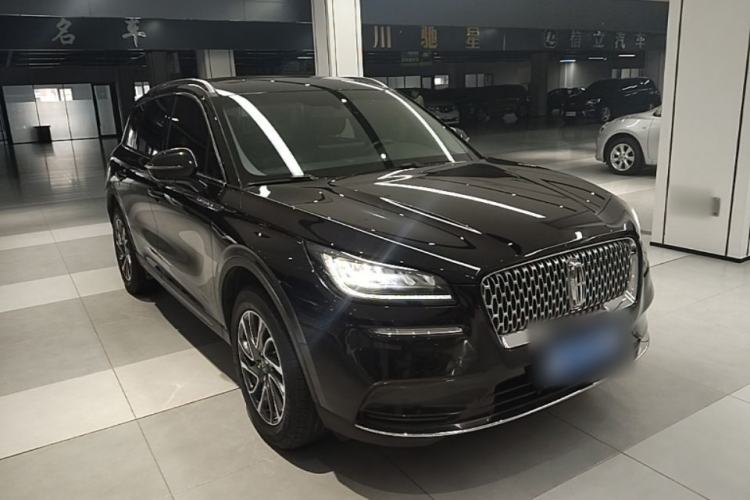 Lincoln Corsair 2022 — 3