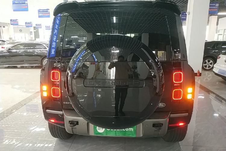 Land Rover Defender 2024 — 5