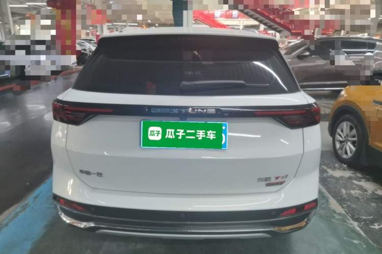 Bestune T77 2023 — 5