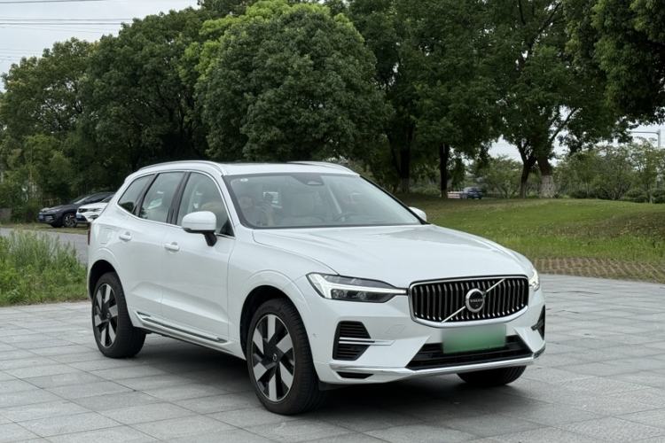 Volvo xc60 new energy 2025 — фото 3
