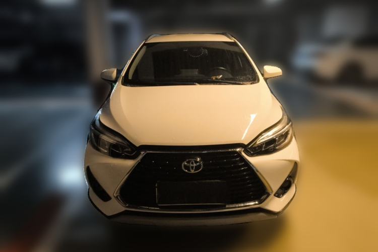 Toyota Yaris L 2020 — 2