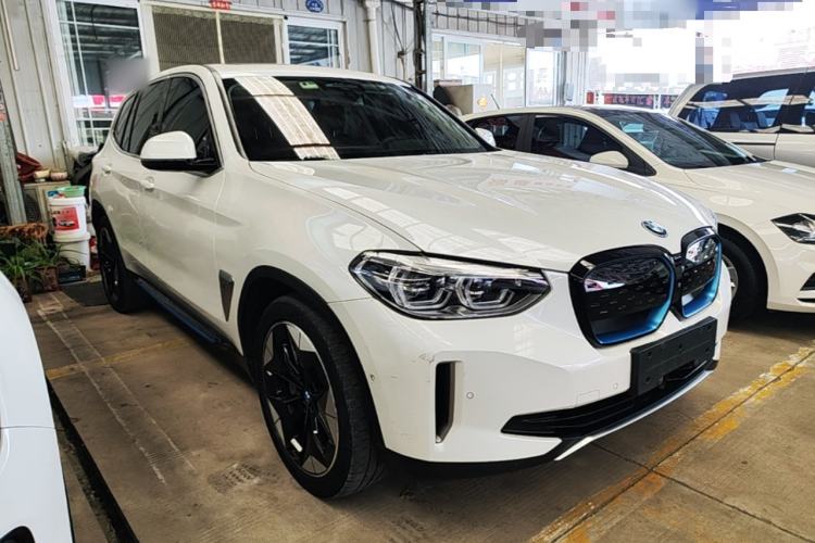 BMW iX3 2021 — 3