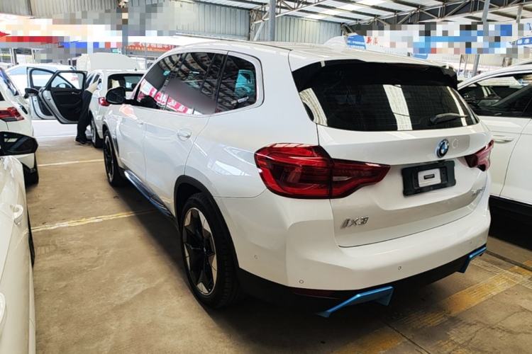 BMW iX3 2021 — 4