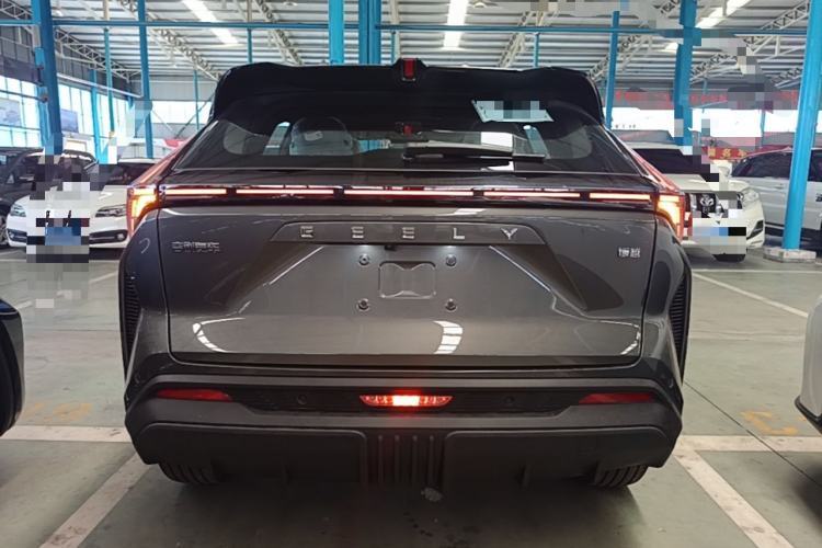 Geely Emgrand X7 Sport 2026 — 5