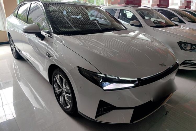 XPeng P5 2021 — 3