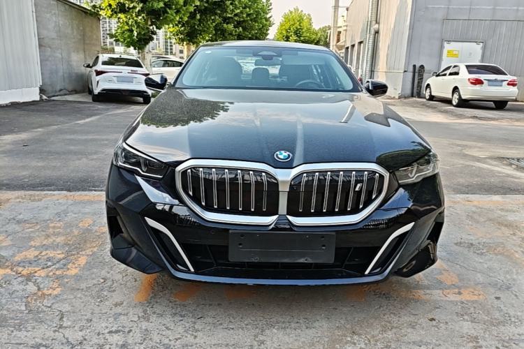 BMW i5 2024 — 2