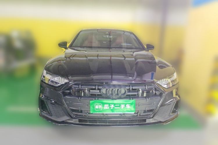 Audi A7L 2022 — 2