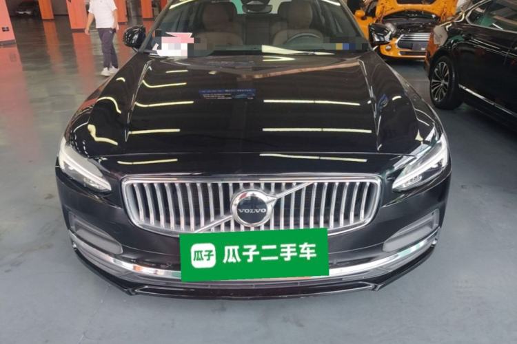 Volvo S90 2024 — 2