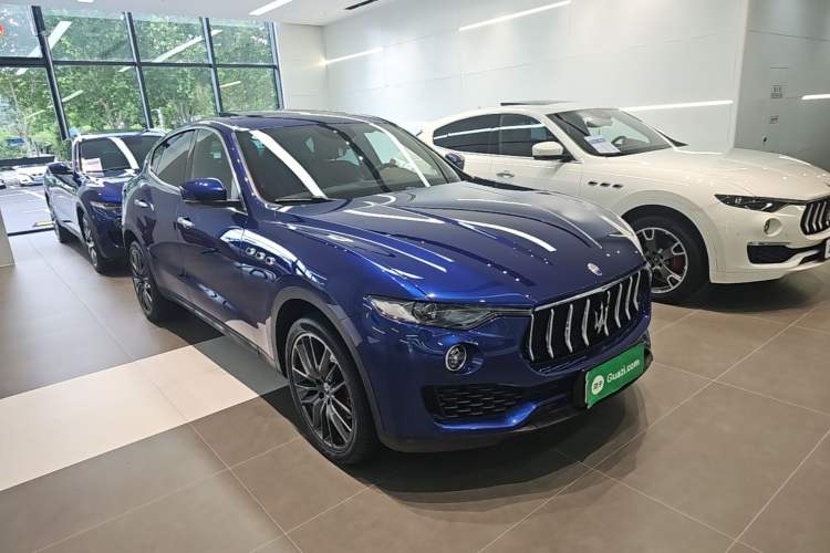 Maserati levante 2021 — фото 3