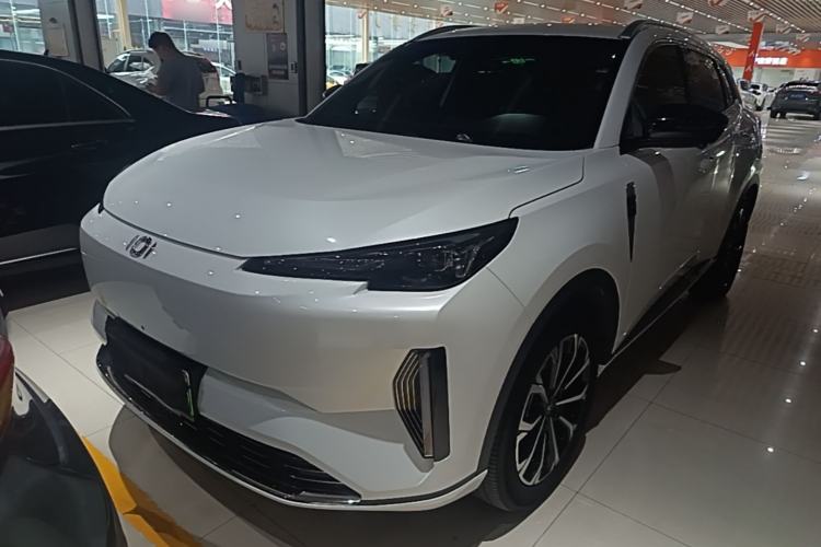 ChangAn NEVO Q05 2025 — фото 1