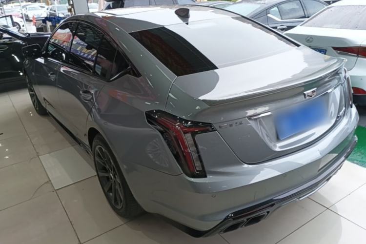 Cadillac CT5 2023 — 4