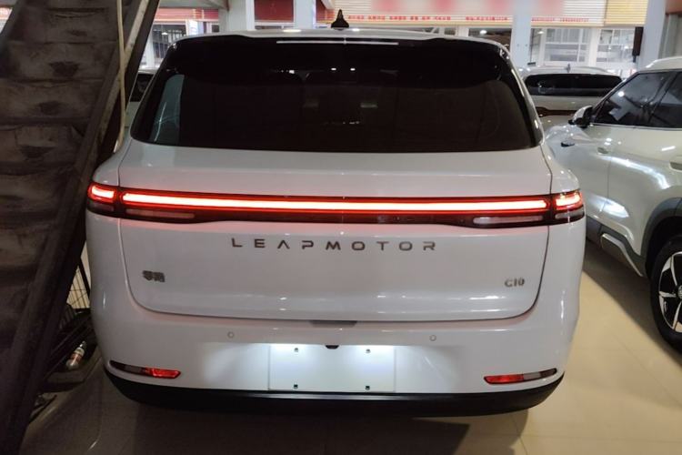 Leapmotor C10 2024 — 5